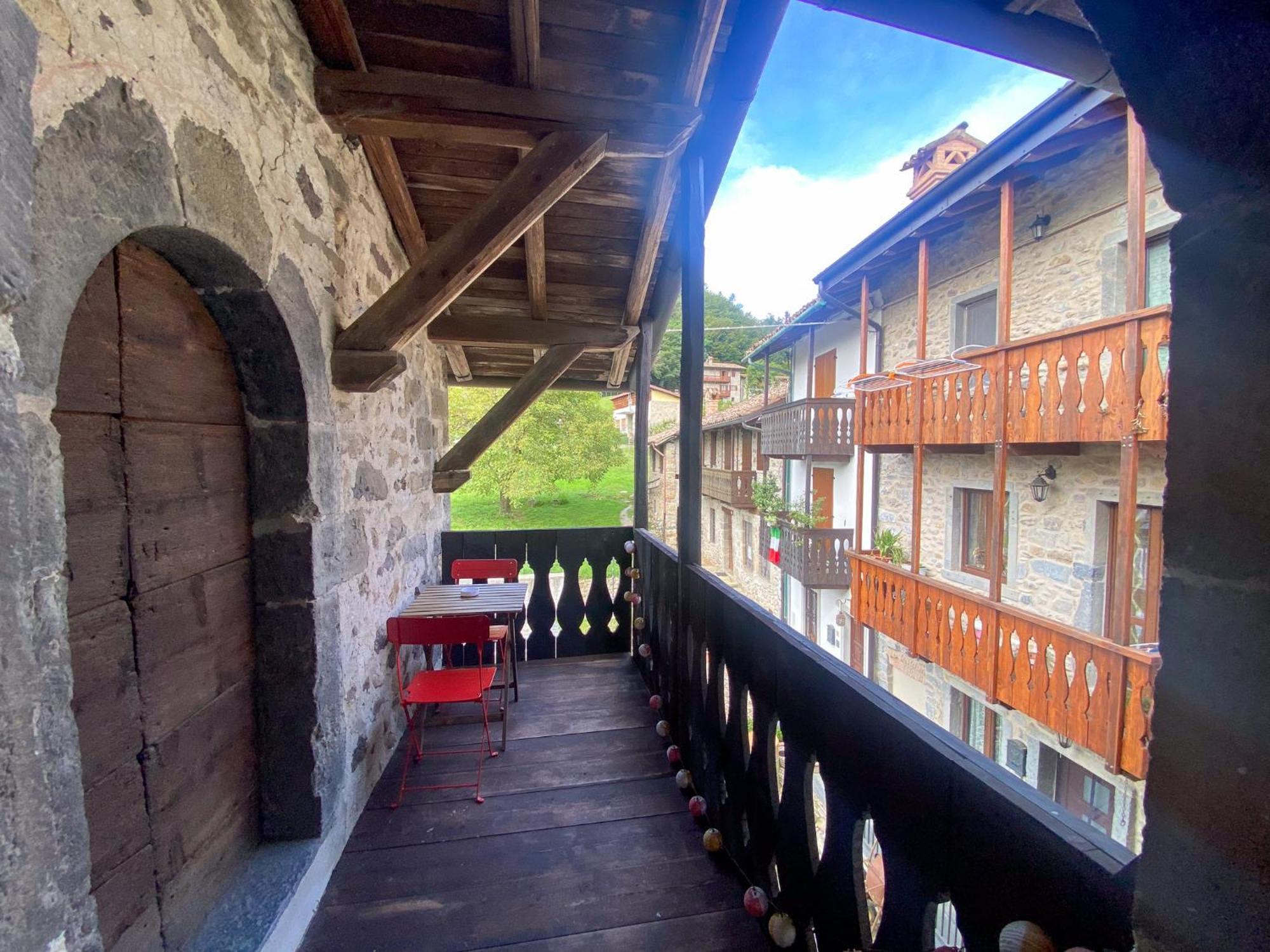 Casa Vacanze Di Arlecchino San Giovanni Bianco Zewnętrze zdjęcie